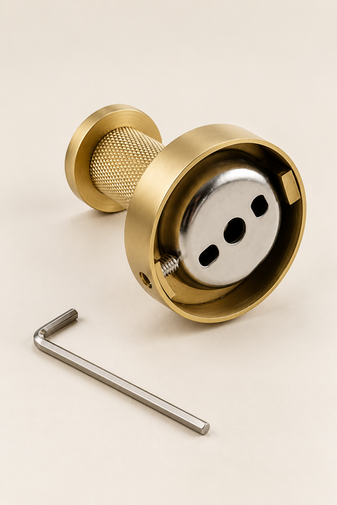 Patère simple murale design Corvin — or brossé, inox