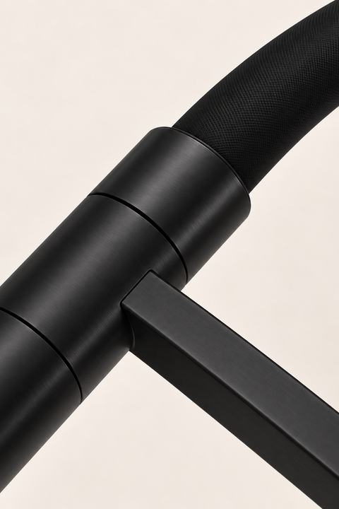Mitigeur de cuisine à tuyau souple Isaren noir mat Azéo, détail